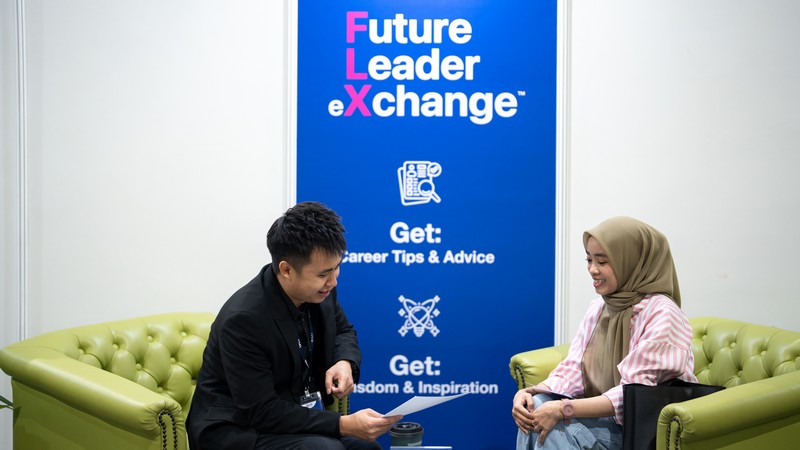 Future Leader eXchange 6